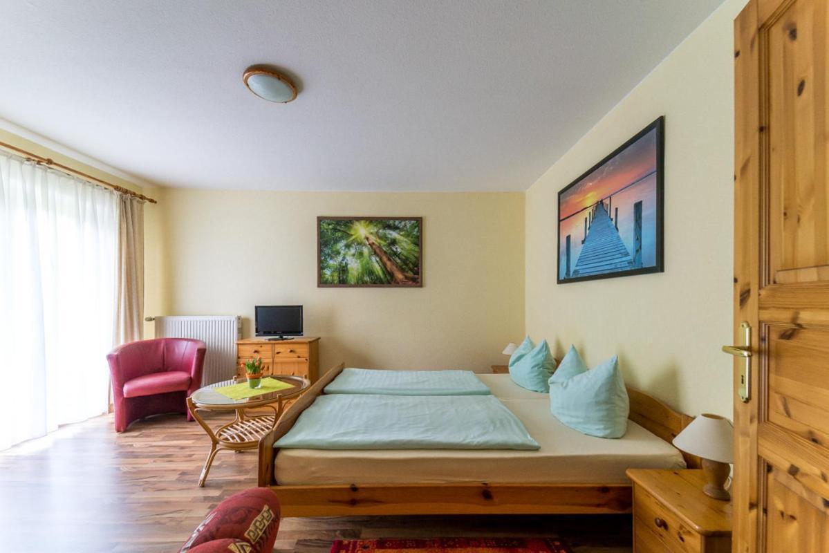 Hotel-Pension Lindenhof Tarnewitz Extérieur photo